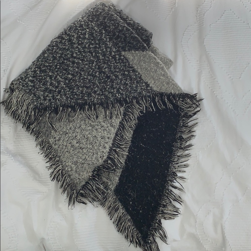 H&M Colorblock Scarf